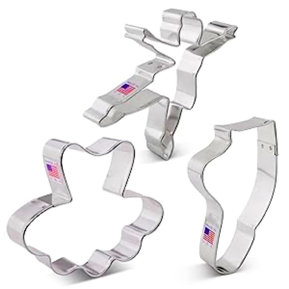 Ann Clark Cookie Cutter Set (3) Dancer/Ballet - includes recipe book - NWT